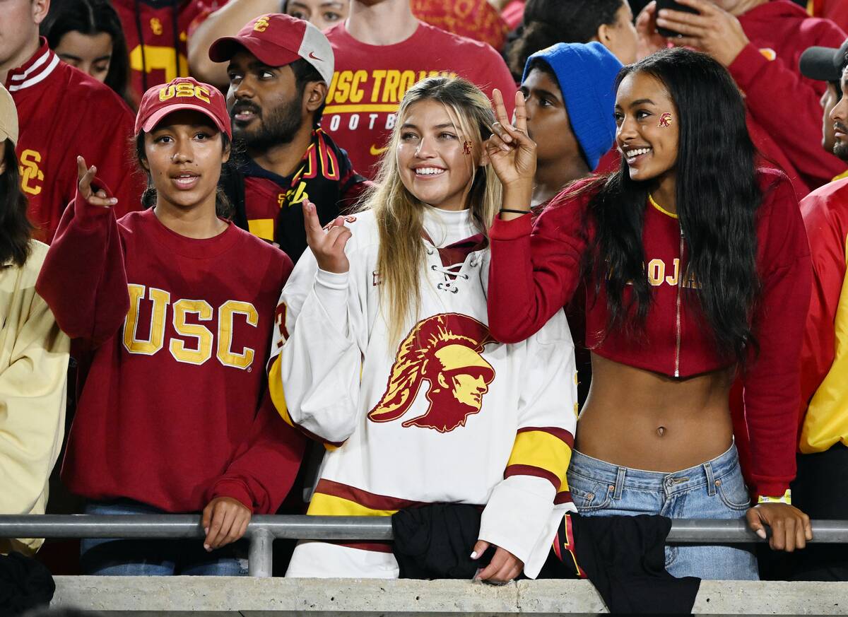COLLEGE FOOTBALL: NOV 26 Notre Dame at USC