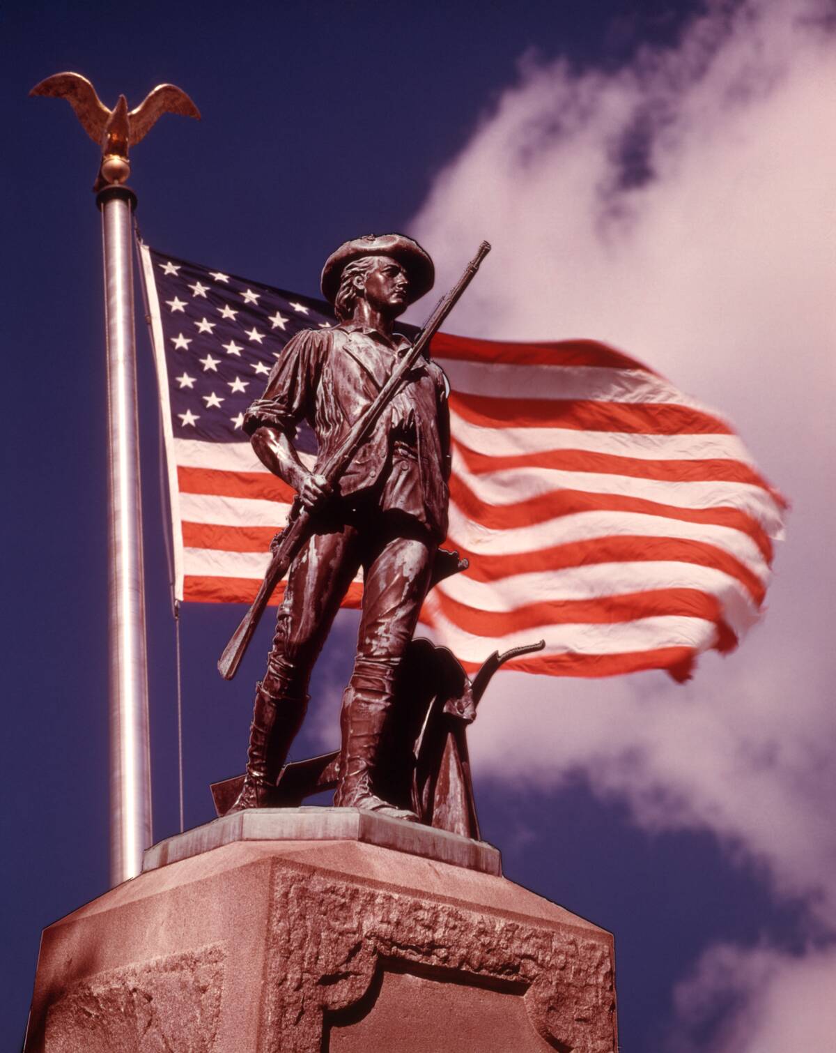 CONCORD MINUTEMAN OF 1775...