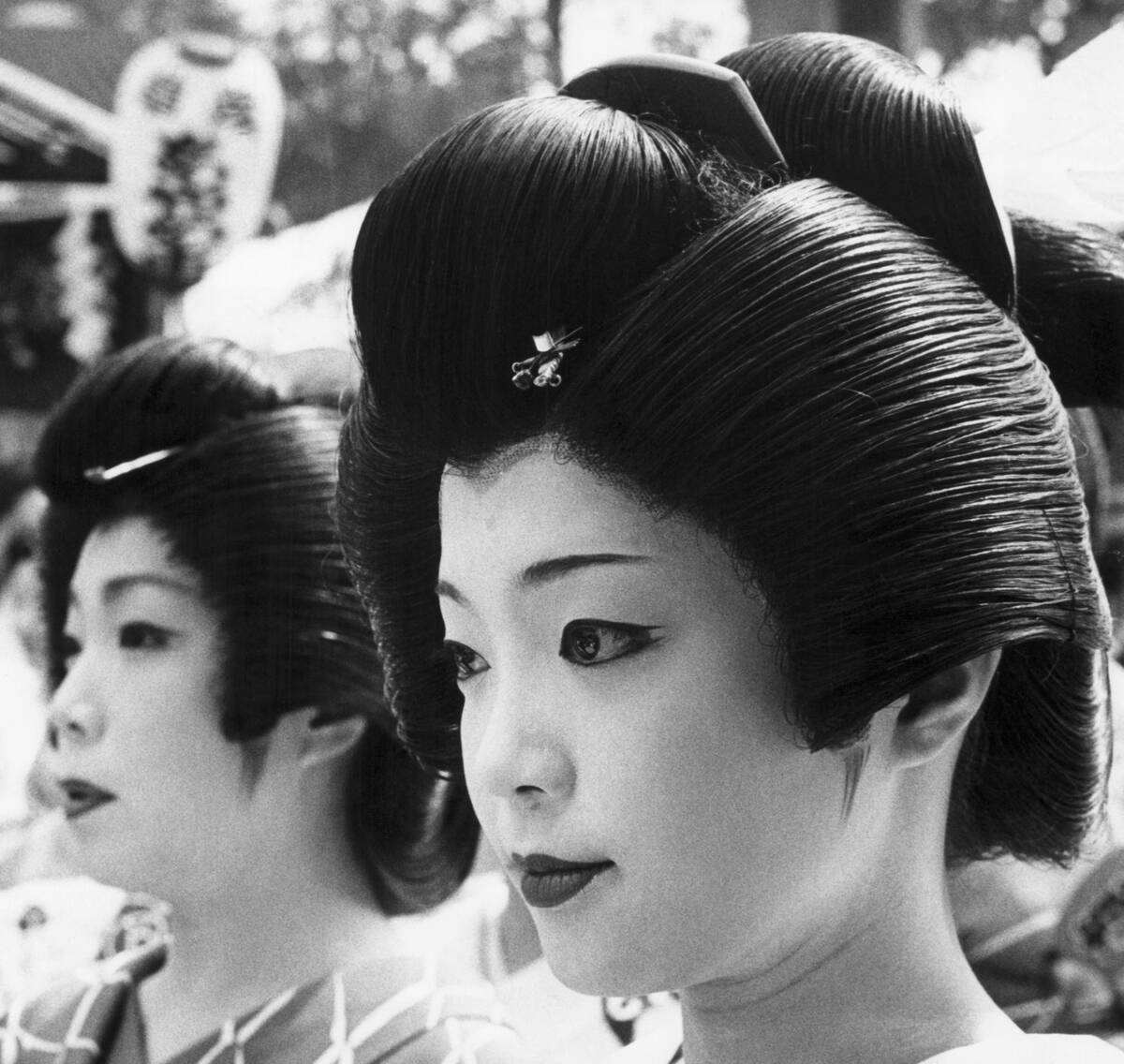 Geishas in Costume