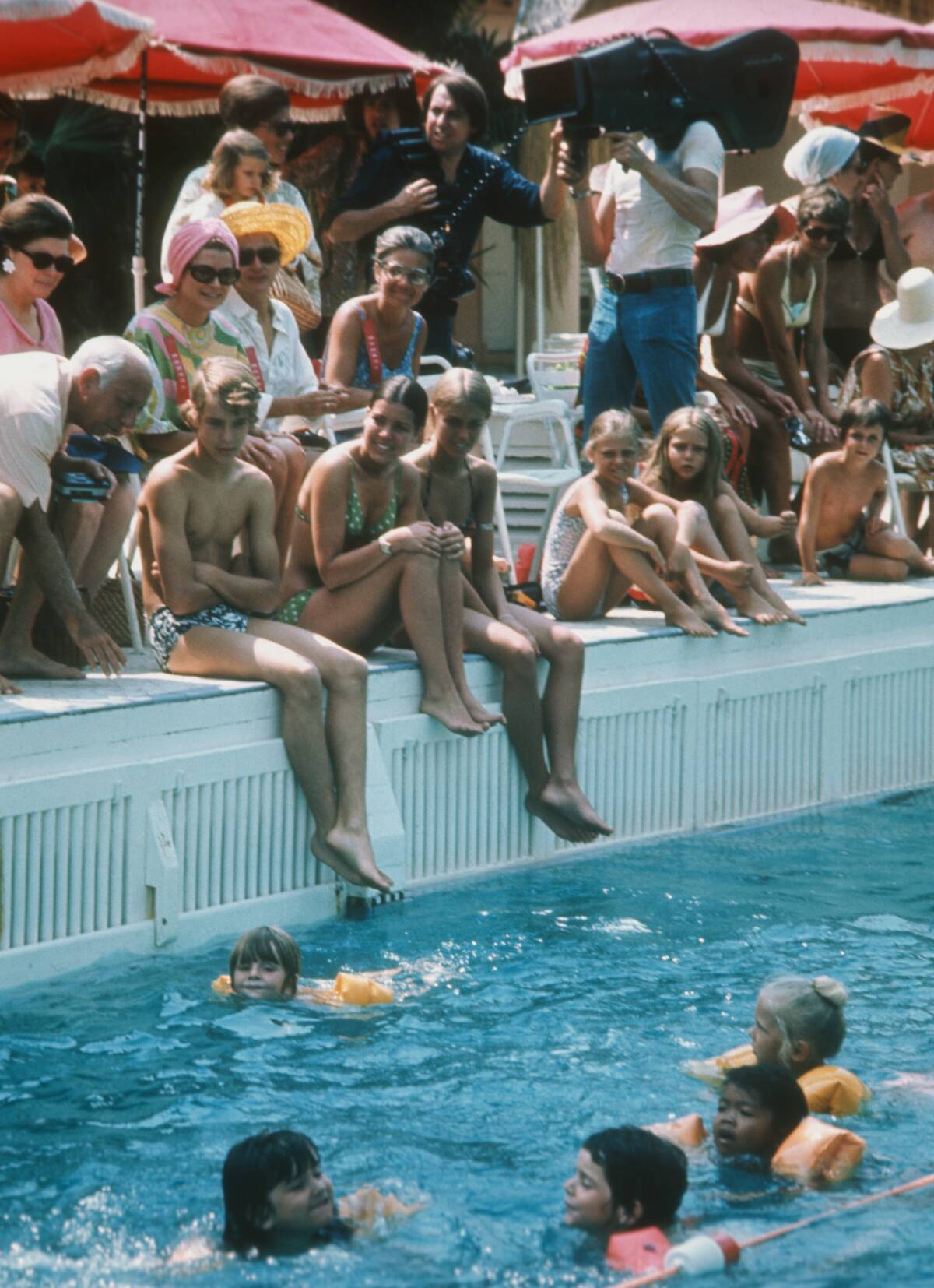 Monaco Royals At The Pool