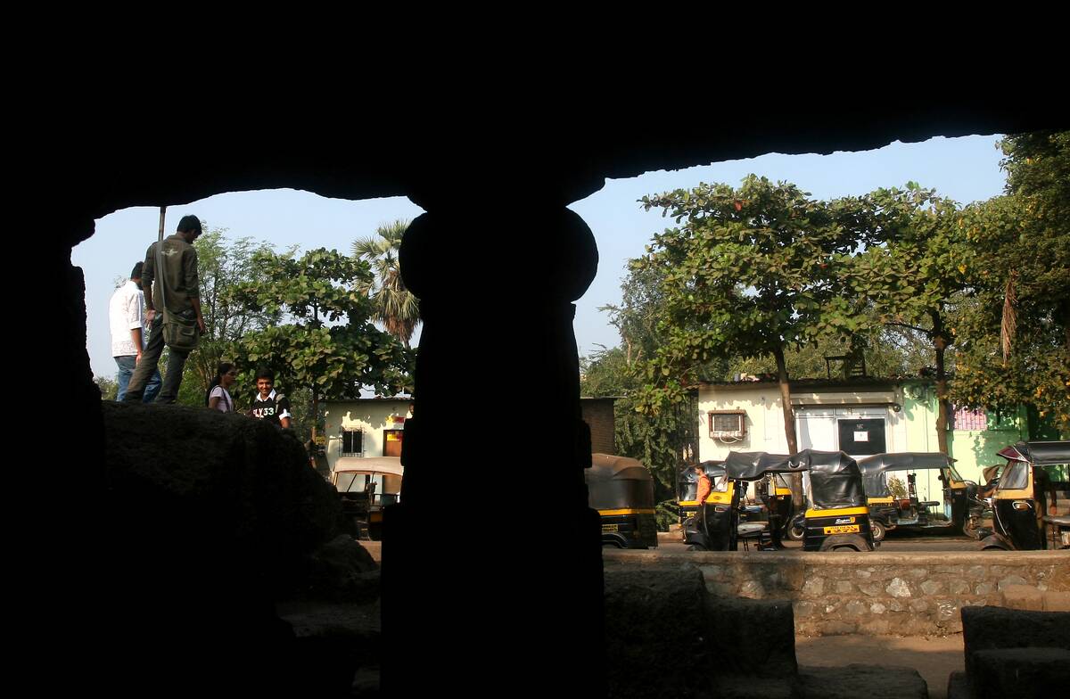 Mumbai Society And Daily Life