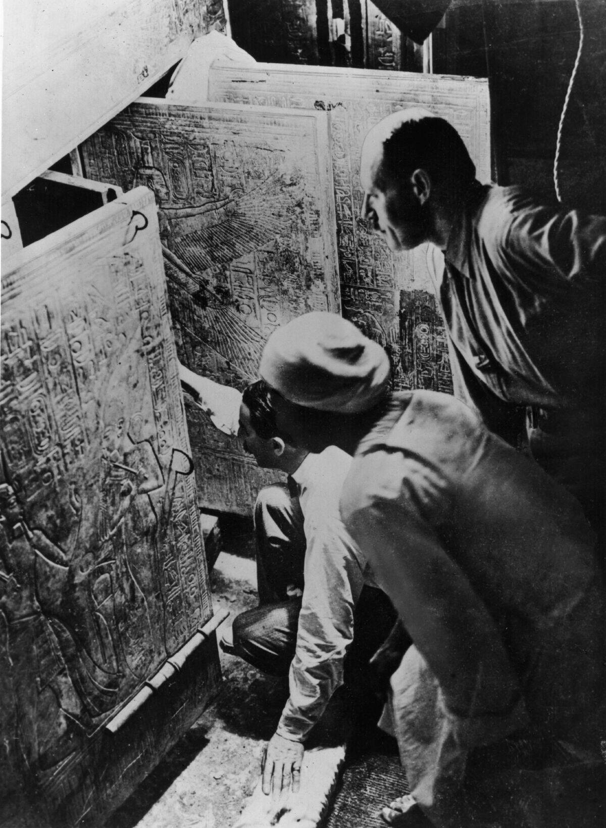 Opening The Tomb Of Tutankhamen