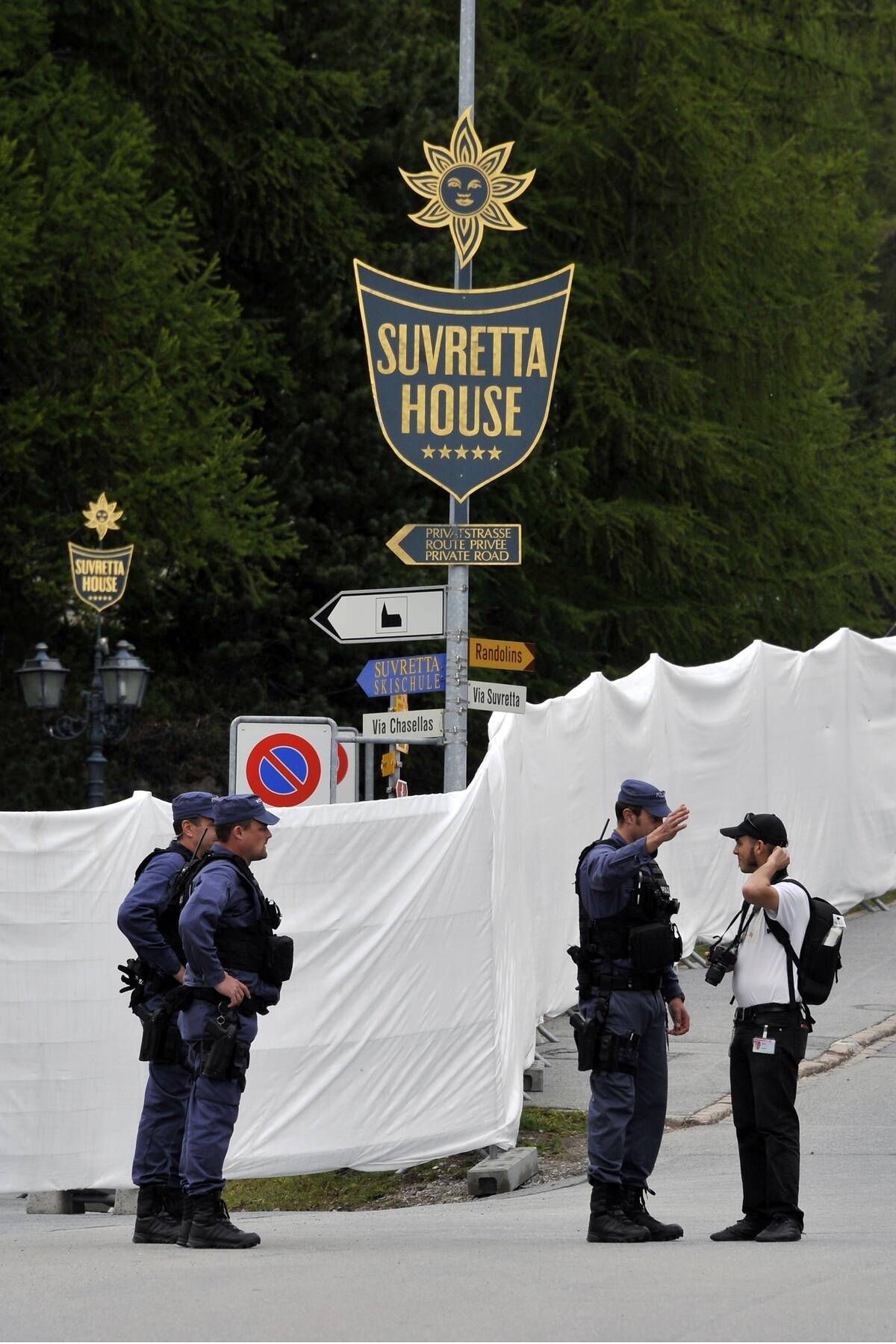 Police guard on June 9, 2011 the Suvrett
