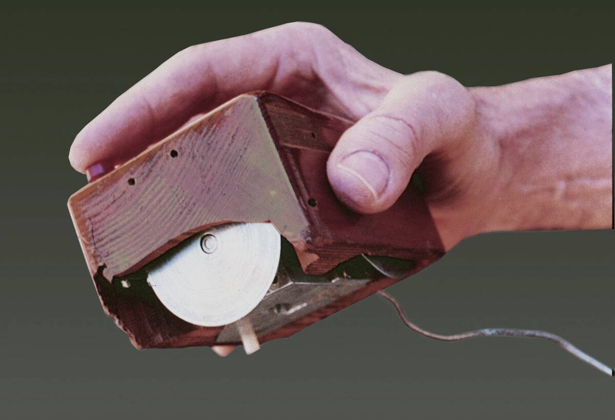 Prototype of the 1st mouse computer presented in 1968 (invented in 1963 by Douglas C. Engelbart)