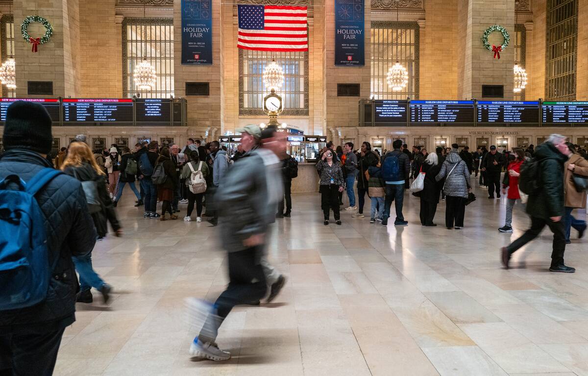 Record Travel Expected For The Thanksgiving Holiday This Year