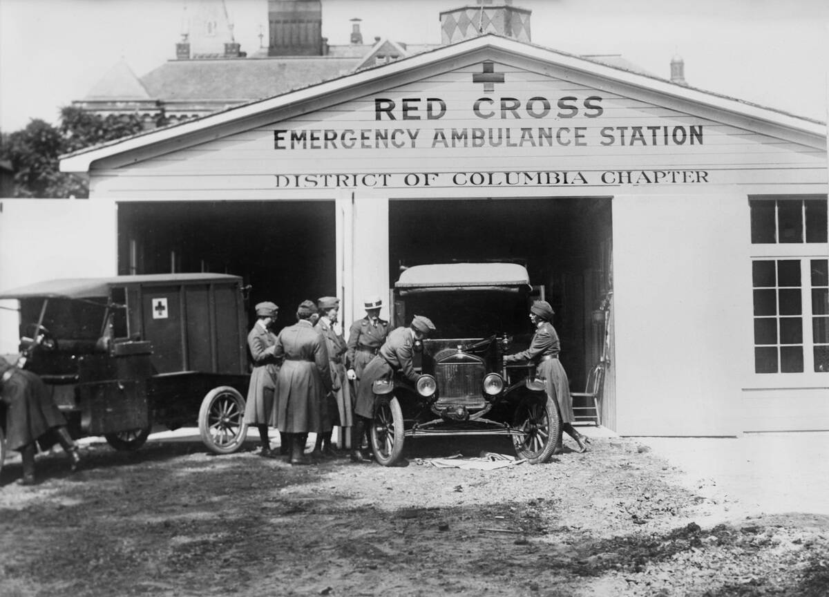 Red Cross Emergency Ambulance station of the District of Columbia Chapter, during Influenza Epidemic, Washington, D.C., USA, American National Red Cross Photograph Collection, October 1918