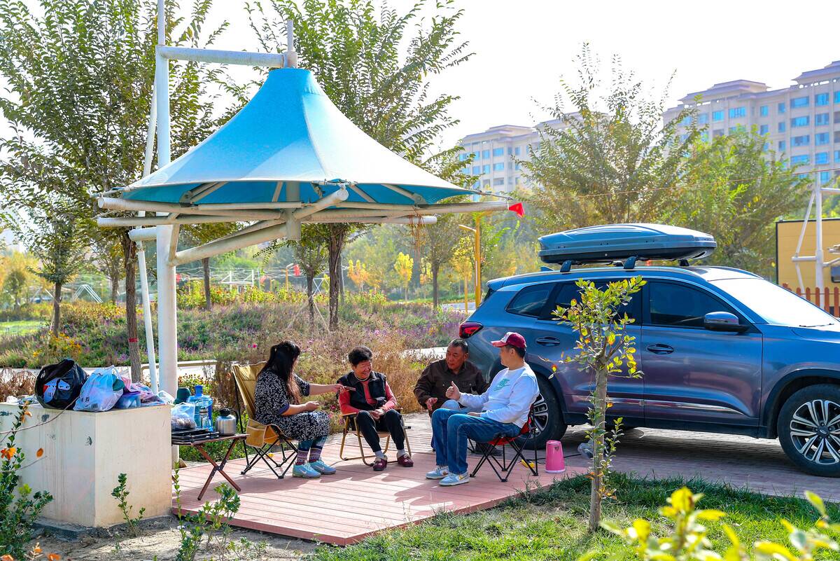RV Campsite Tourism in Xinjiang