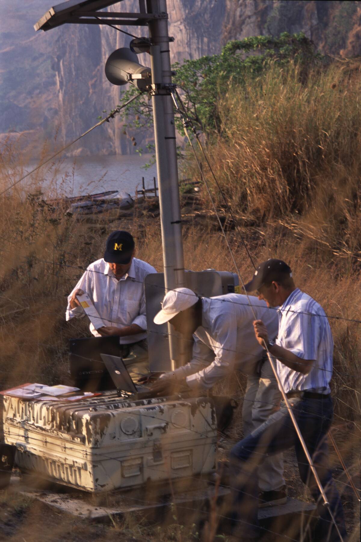 Scientists Work on Carbon Dioxide Detectors