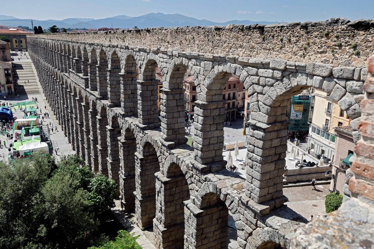 SPAIN-TOURISM-ARCHITECTURE-HERITAGE
