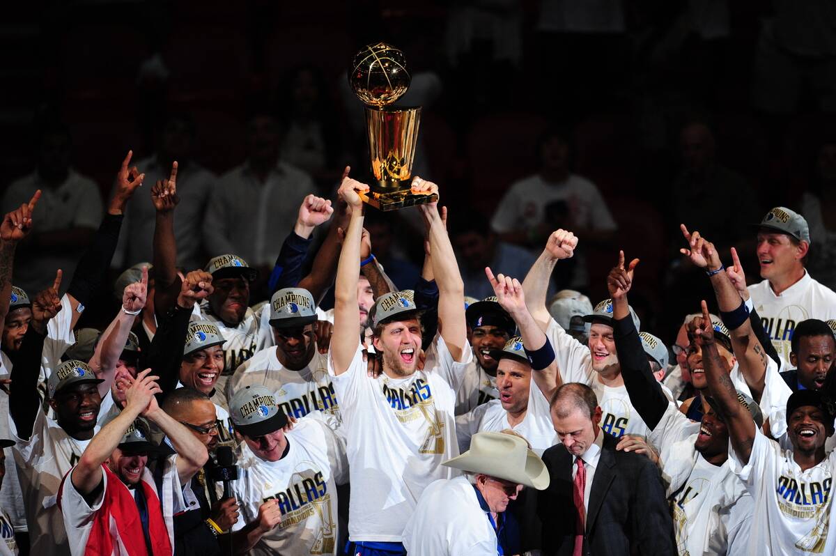 TOPSHOT-BKN-NBA-FINAL-HEAT-MAVERICKS