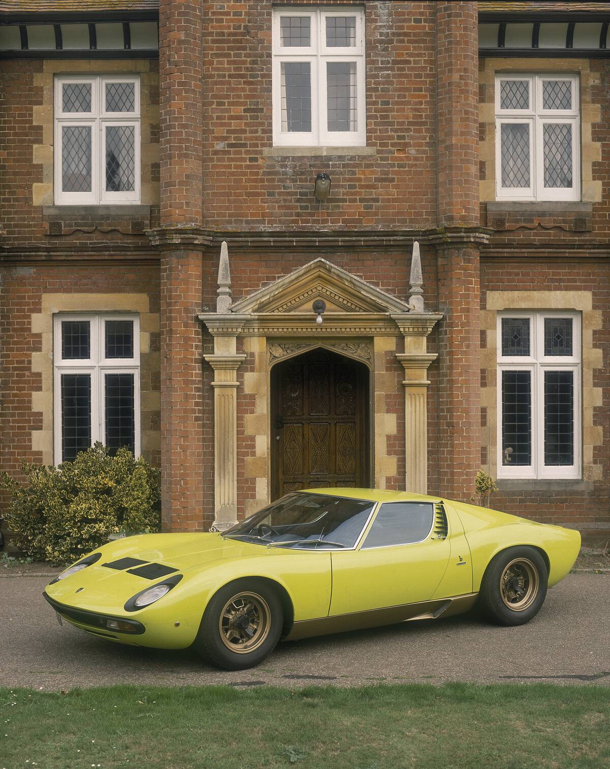 1968 Lamborghini Miura SV.