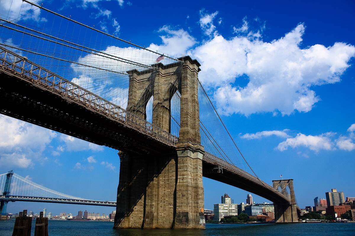 Brooklyn_Bridge_Manhattan