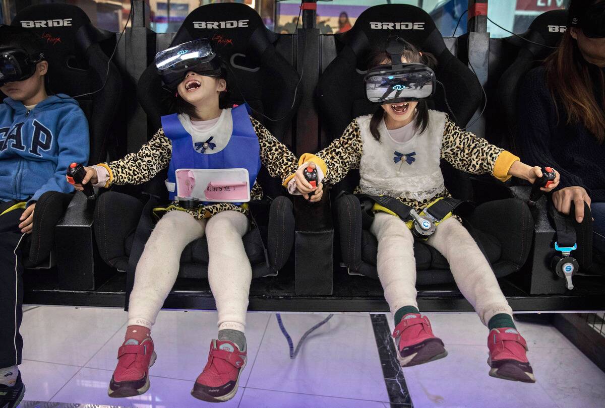 China's Virtual Reality Arcades Bring VR To The Masses