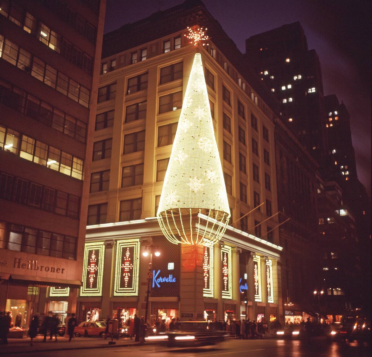 E.J. Korvette Store, 5th Avenue