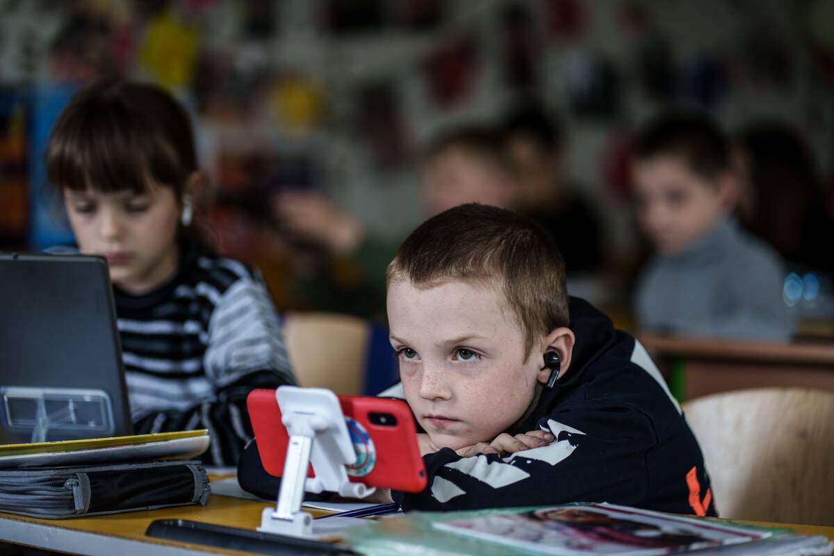 Education Process In Villages Of Donetsk Oblast During Ongoing Russian-Ukrainian War