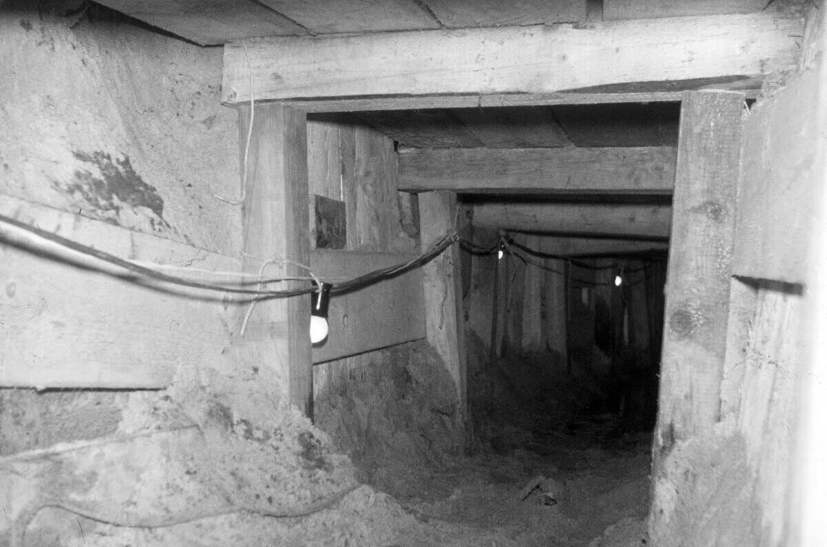 Flucht-Tunnel unter der Berliner Mauer