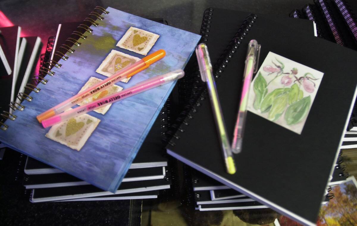 Gift ideas for teens include gel pens and journals.