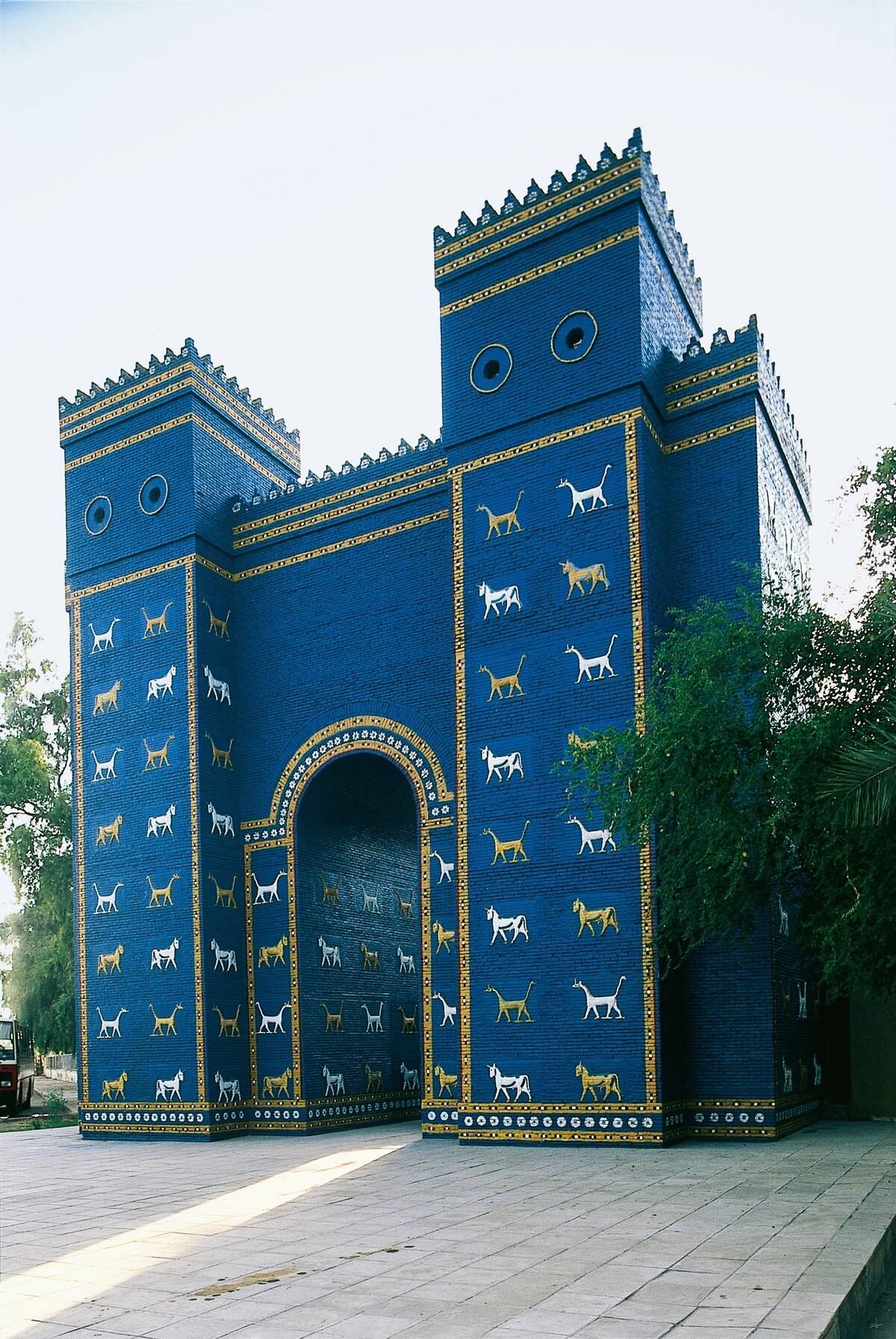Iraq - Babylon - Reconstruction of the Ishtar Gate (Bab Ishtar)