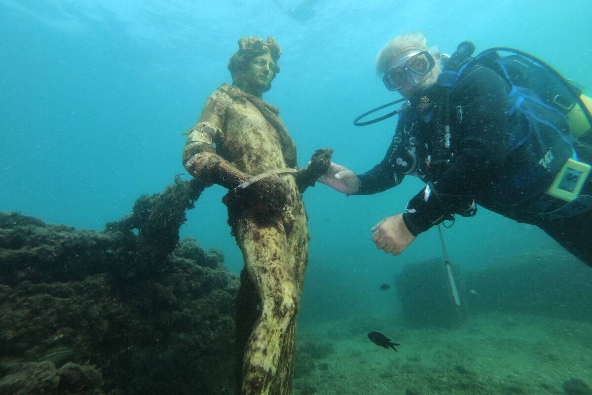 ITALY-DIVING-TOURISM-ARCHAEOLOGY-CULTURE