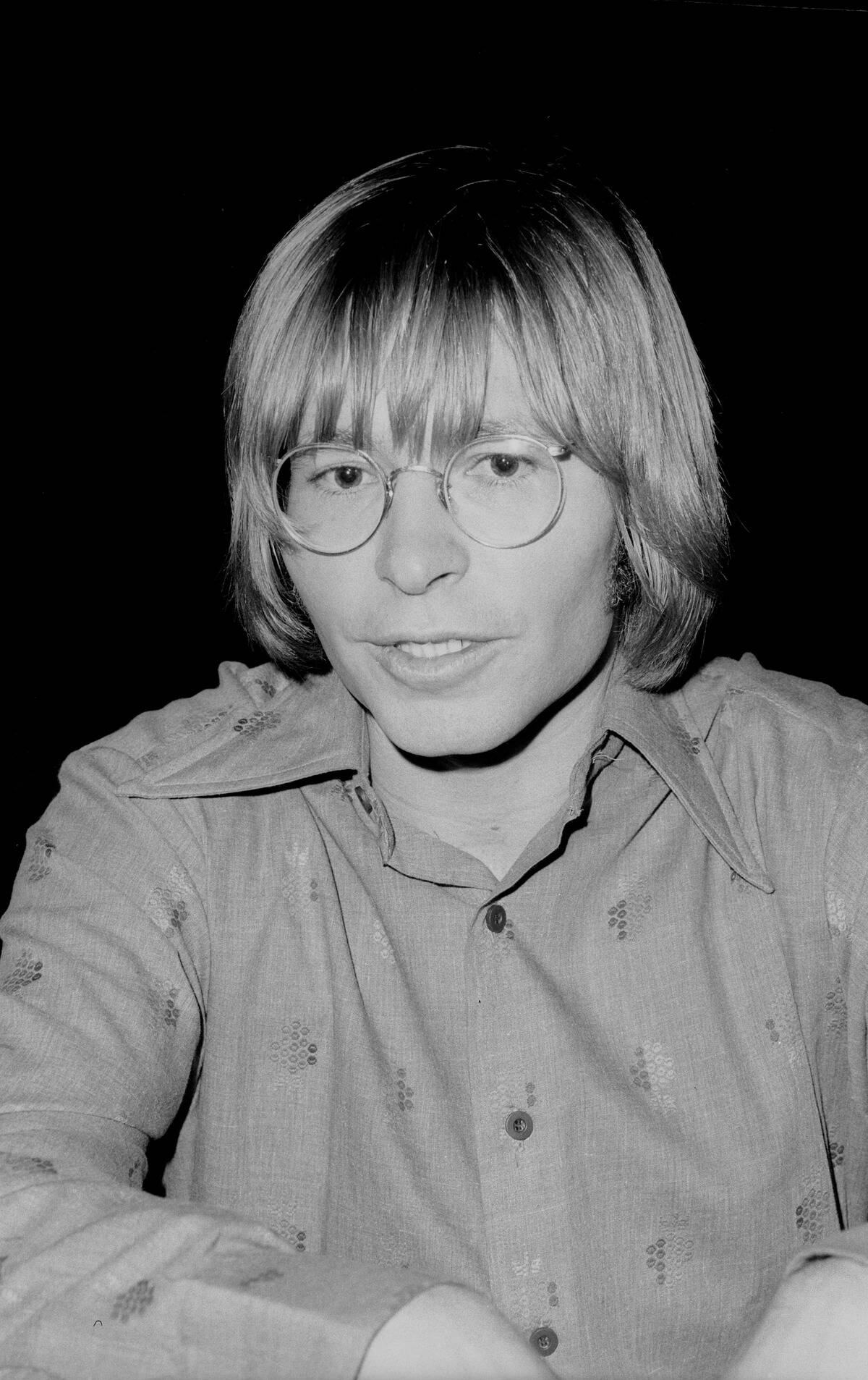 John Denver, Shepherds Bush, London, 1974.