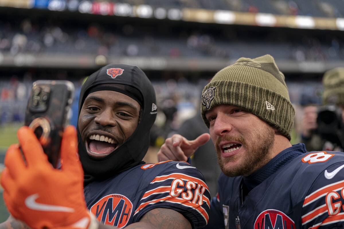 NFL: NOV 09 Giants at Bears