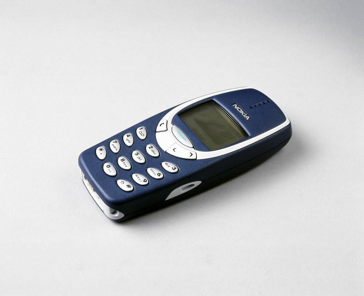 Nokia 3310 mobile phone, 2000.