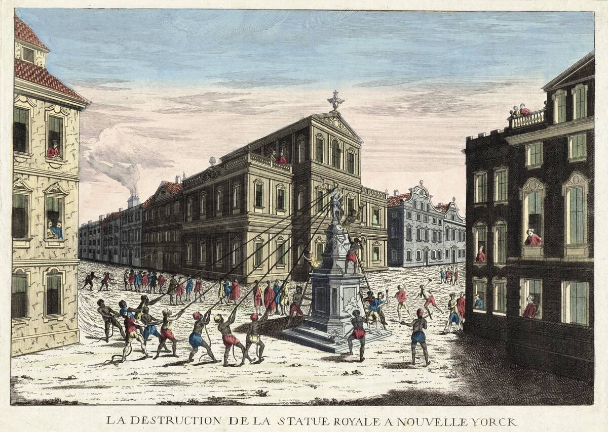 Pulling down a statue of King George III