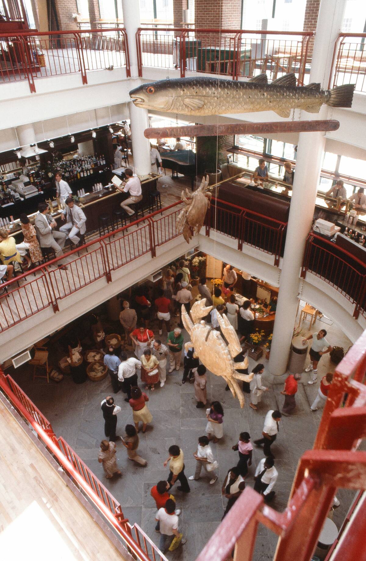 South Street Seaport Mall