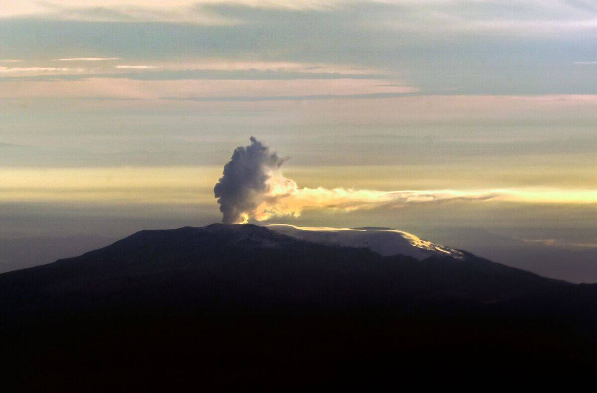 TOPSHOT-COLOMBIA-VOLCANO-NEVADO DEL RUIZ