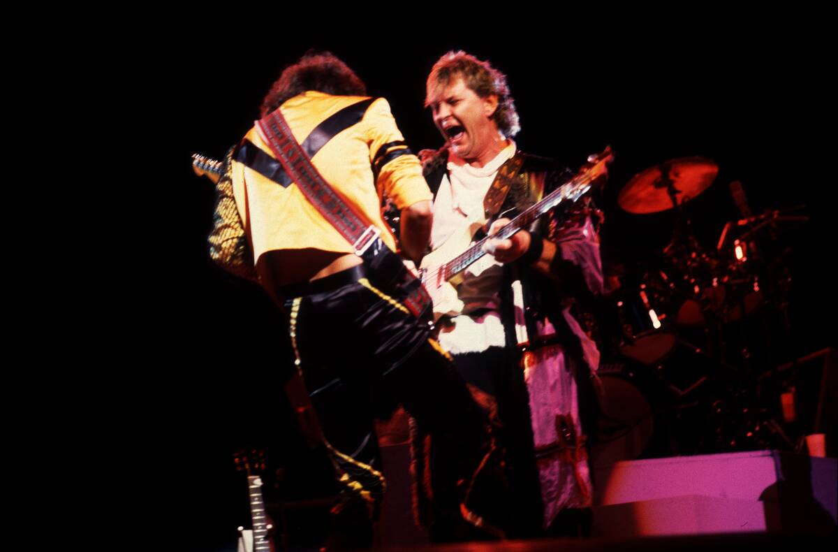 Yes Perform At The Poplar Creek Music Theater