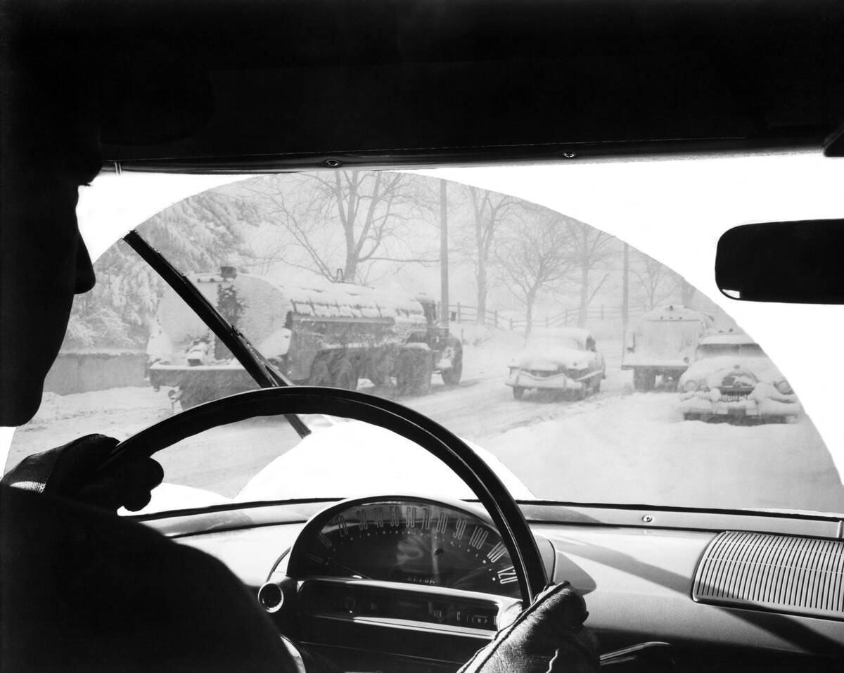 1950s SILHOUETTE OF...