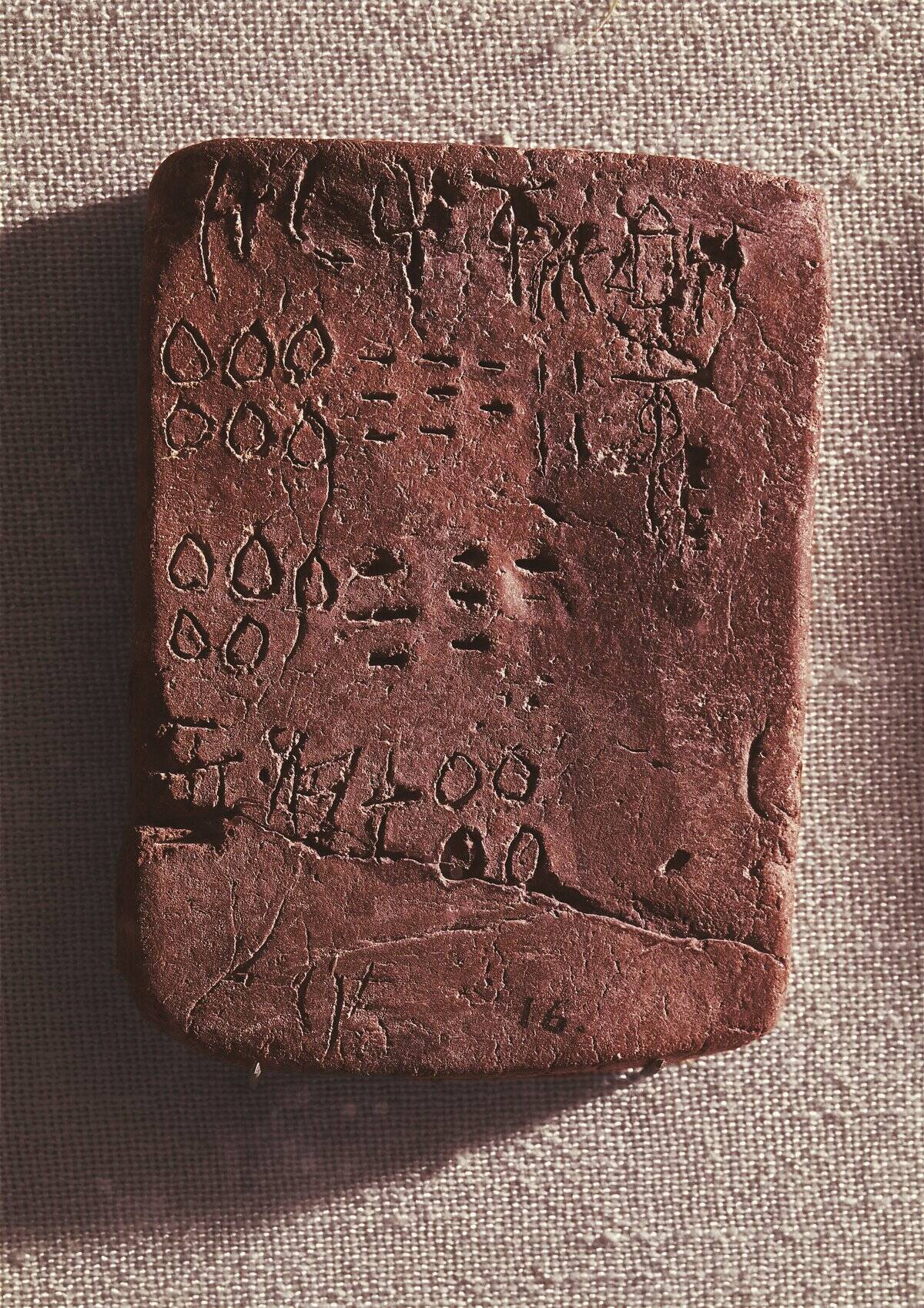 Clay tablets with Linear A writing