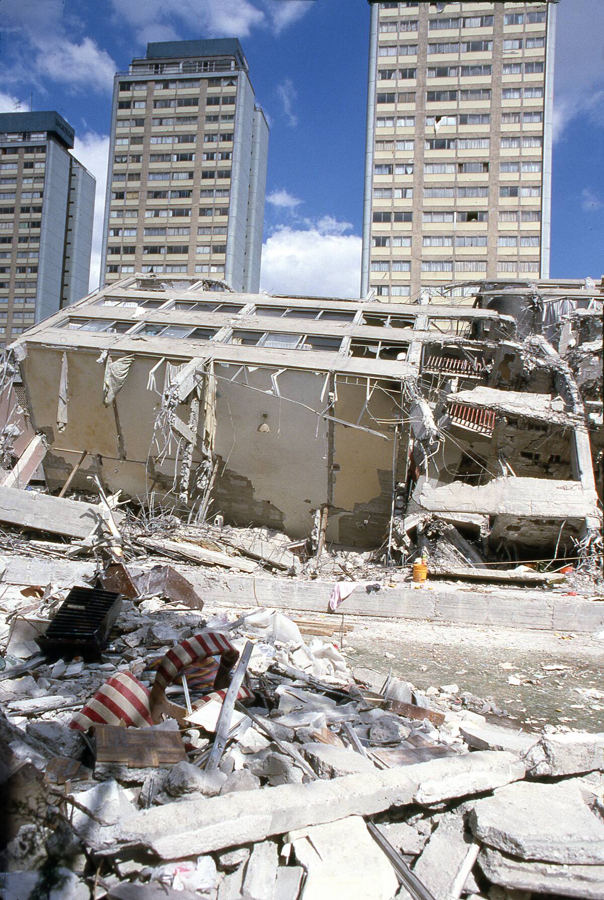 Damage from 8.0 eartquake that shook Mexico City on September 19th. 1985