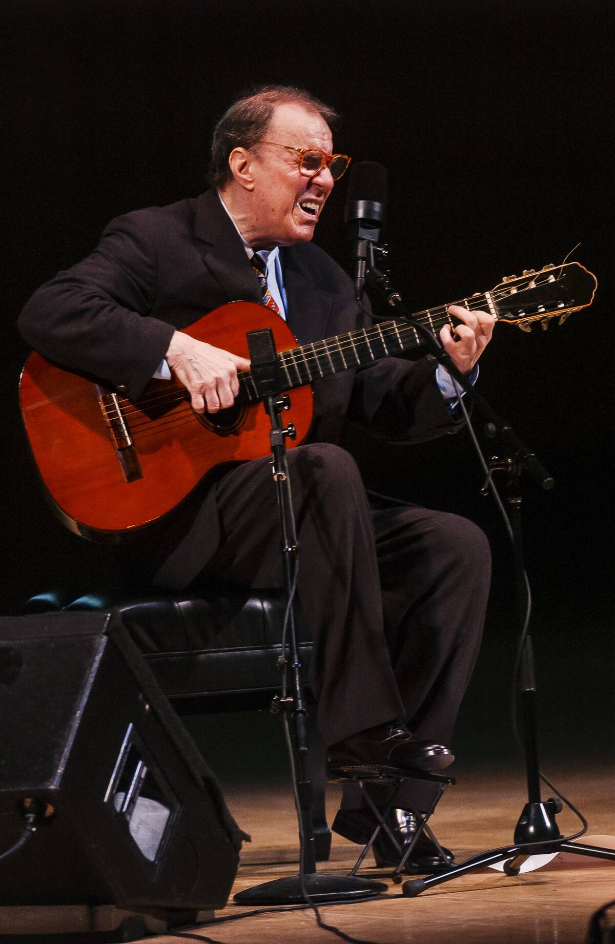 Joao Gilberto Performs At Carnegie Hall