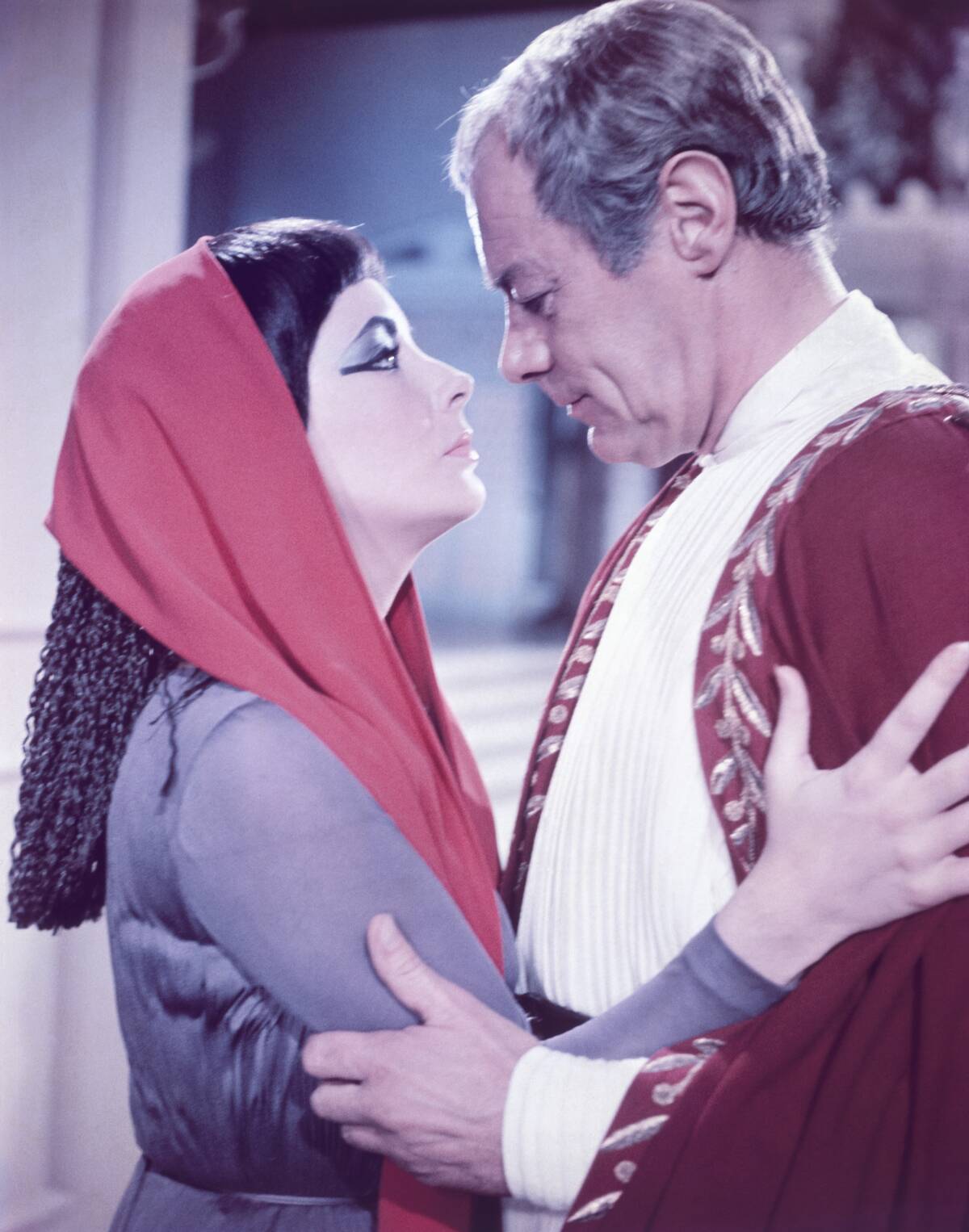 Taylor And Harrison In Cleopatra