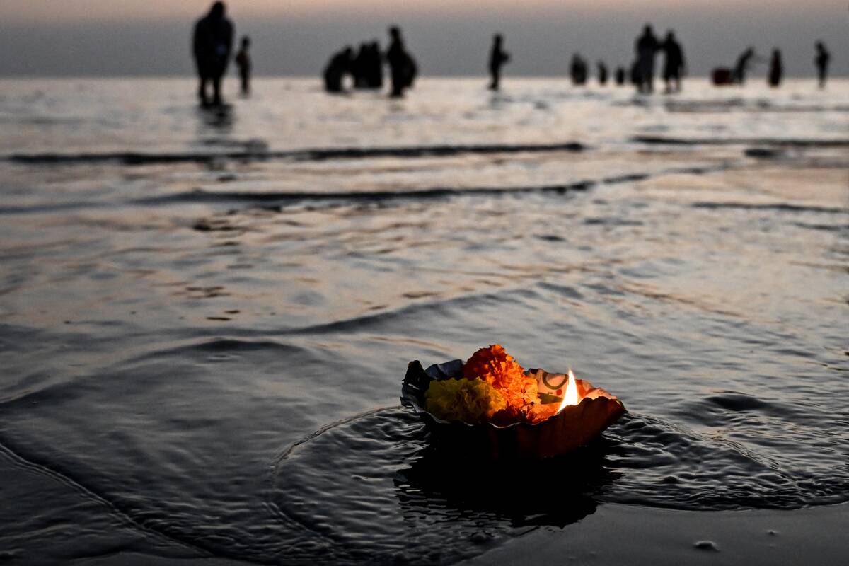 TOPSHOT-INDIA-RELIGION-HINDUISM-FESTIVAL