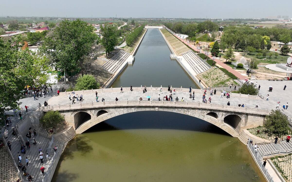 XINHUA PHOTOS OF THE DAY