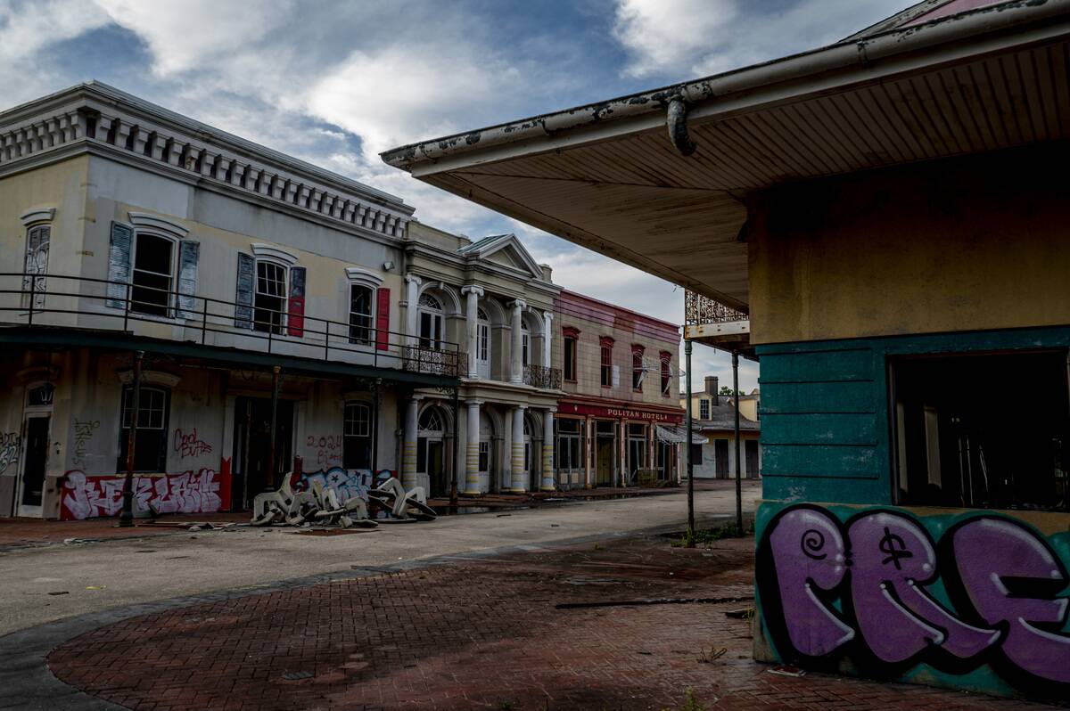 A New Orleans Six Flags Sits Abandoned