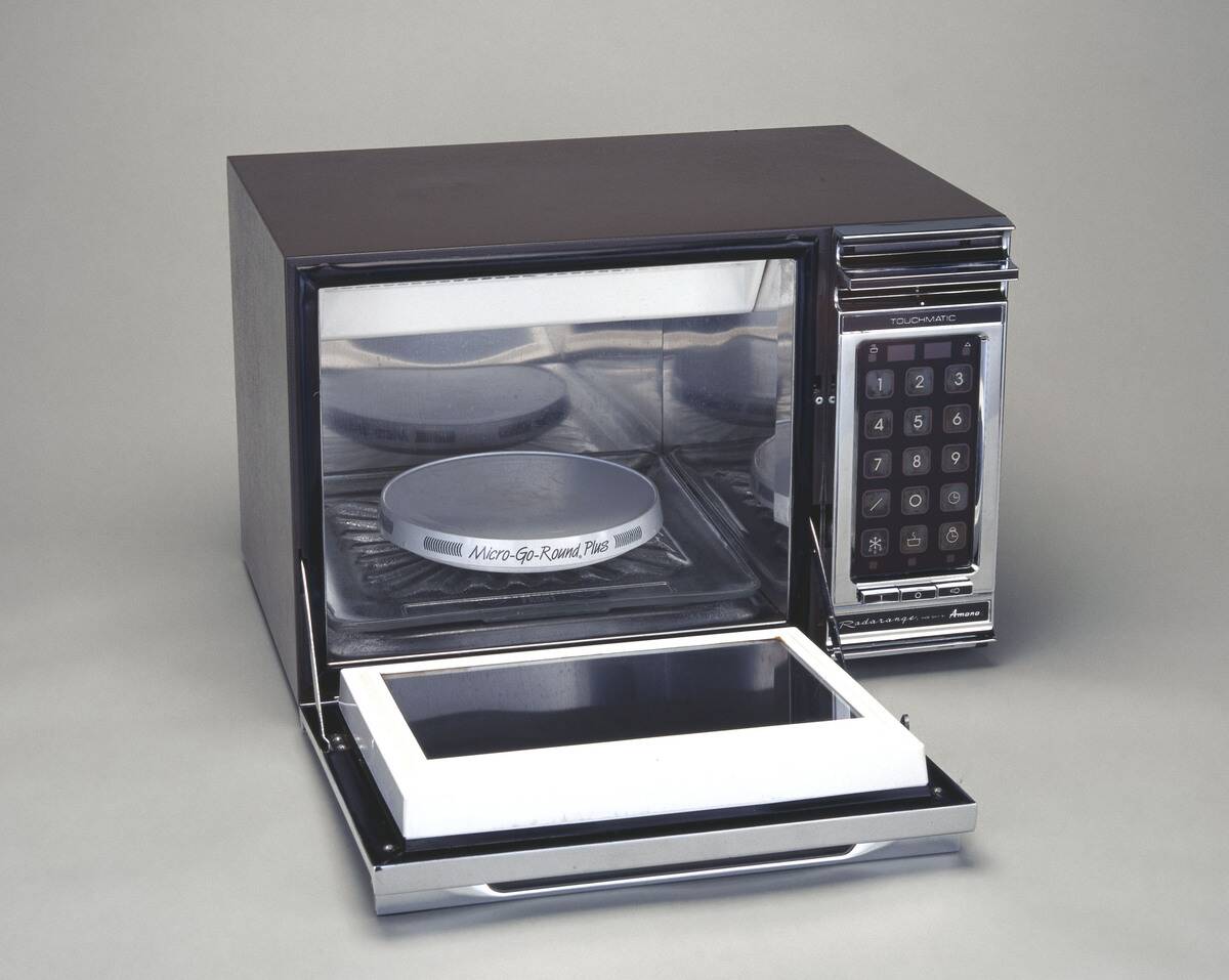 Amana Microwave