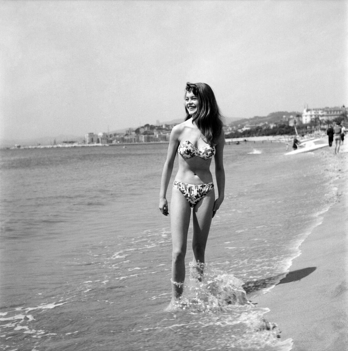 Cannes Film Festival 1953. French actress Brigitte Bardot seen here making her first appearance at the Festival. D3118-0