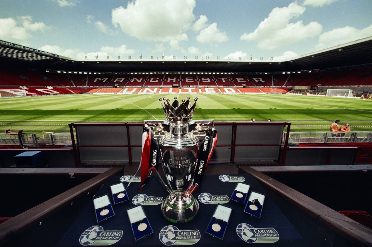 Carling FA Premier League Trophy Manchester United 1993