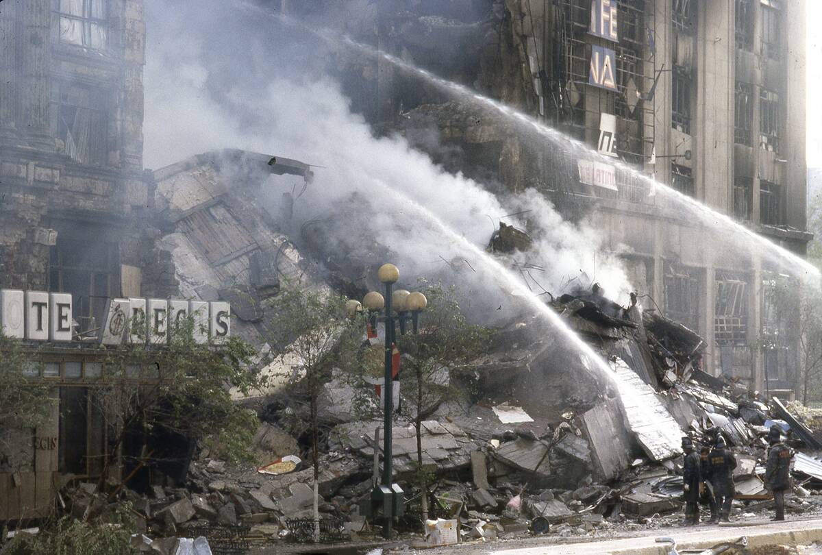 Damage from 8.0 eartquake that shook Mexico City on September 19th. 1985
