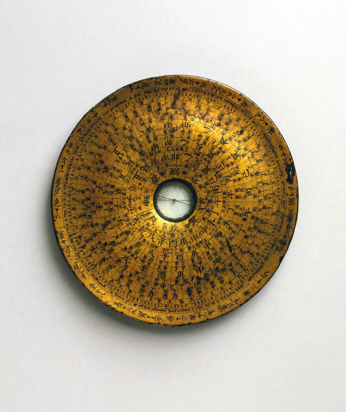 Geomantic feng shui compass, Chinese, 1850-1920.