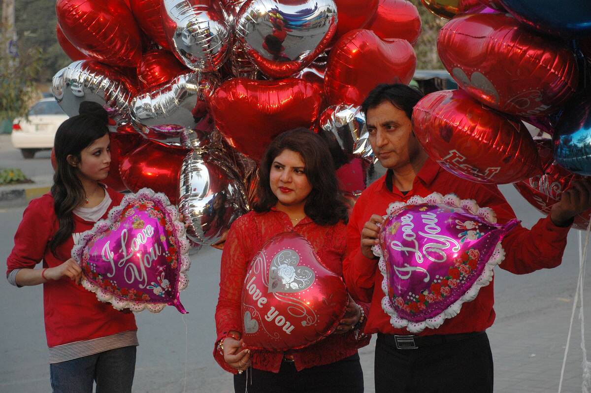 Pakistani citizens takes part on Valentine's Day celebration...