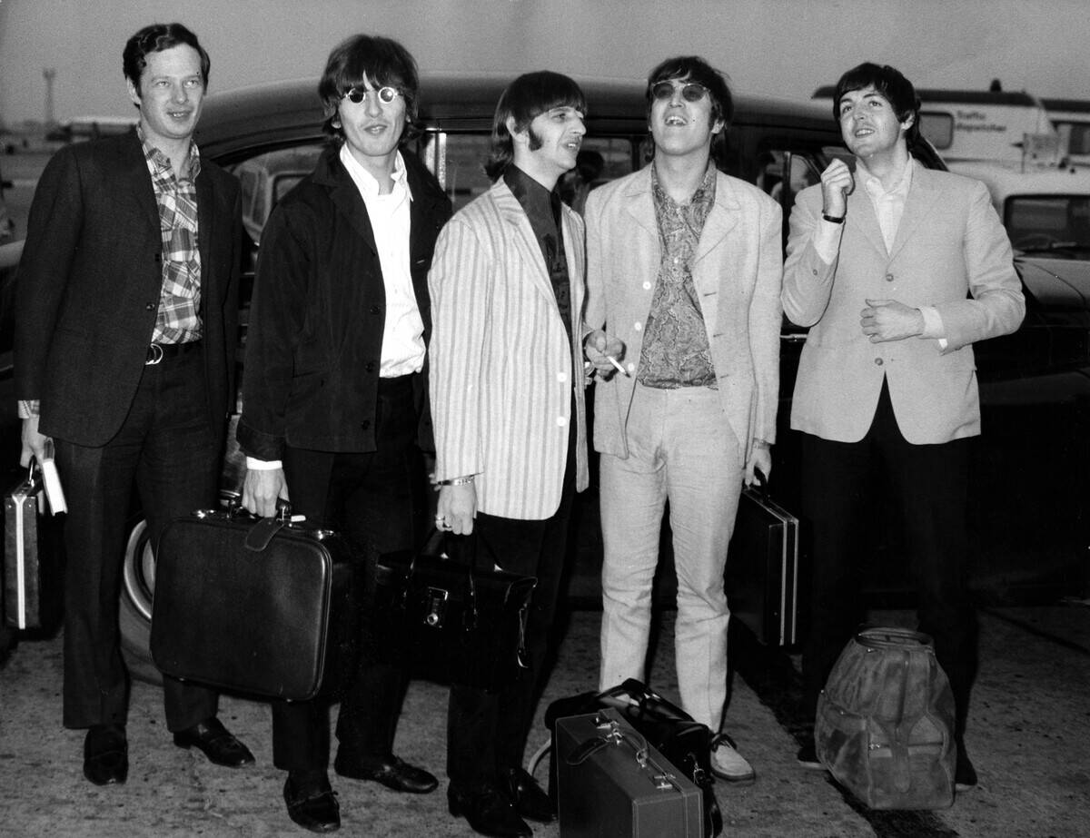 Photo of BEATLES and Brian EPSTEIN