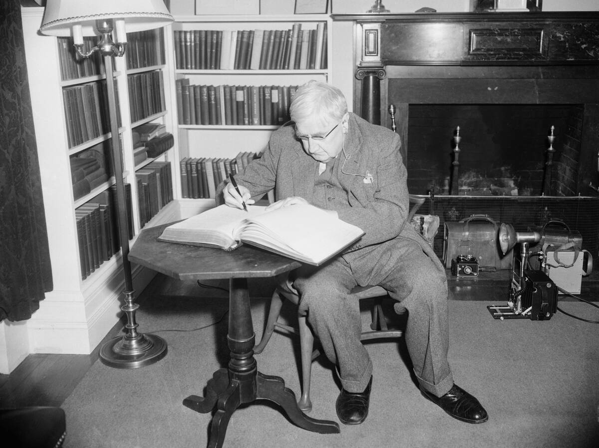 Ralph Vaughan Williams Signing Guest Book