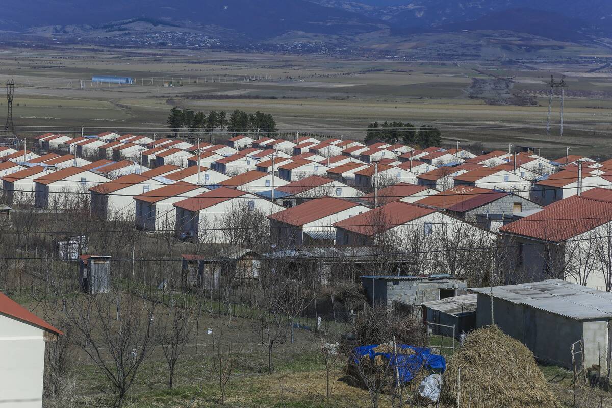 Refugee camp between Gori and the South Ossetia, Georgia