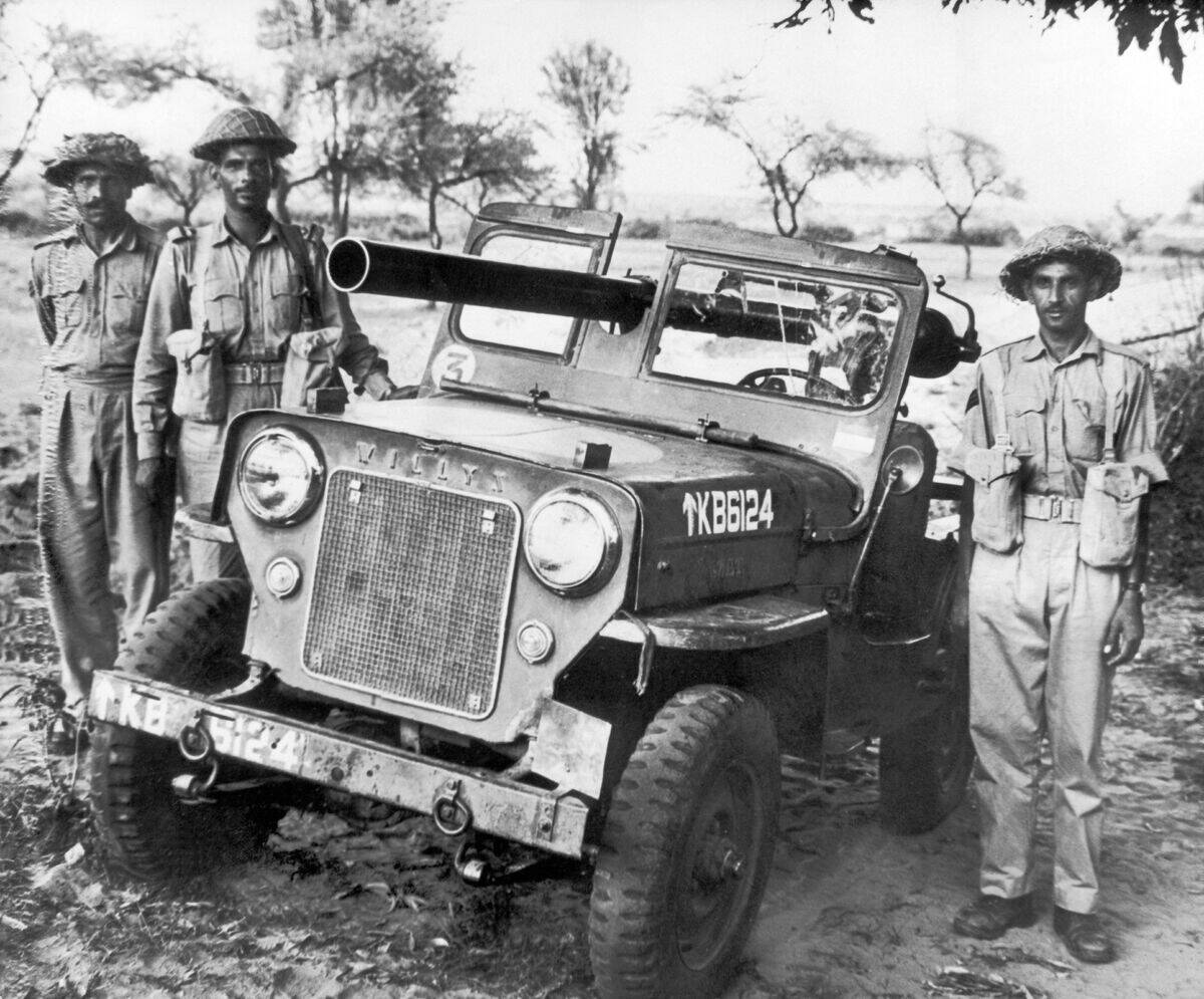 Second Indo-Pakistani War : Abandonned Jeep Of Indian Troops