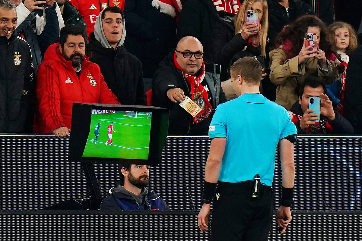 SL Benfica v AS Monaco - UEFA Champions League 2024/25 League Knockout Play-off Second Leg