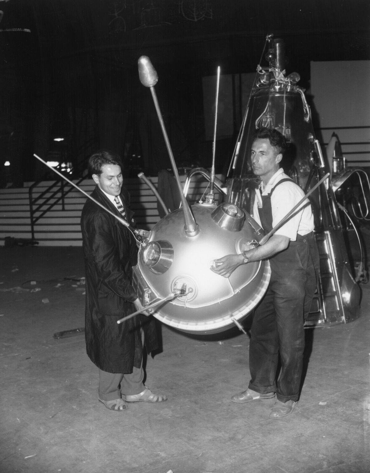Sputnik Model